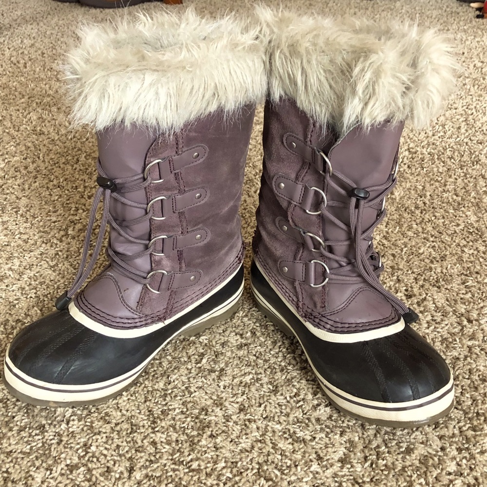 Sorel Joan of Arctic kids boots. Size 5